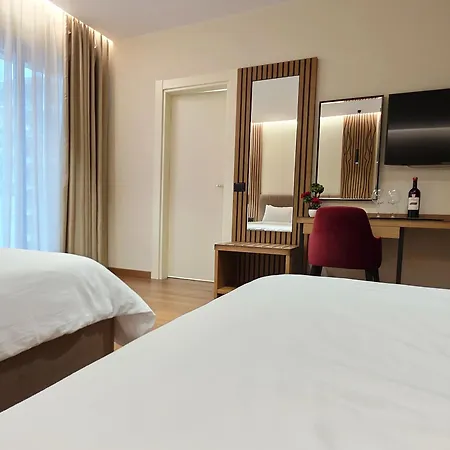 Valza Boutique Hotel Vlore Exterior photo